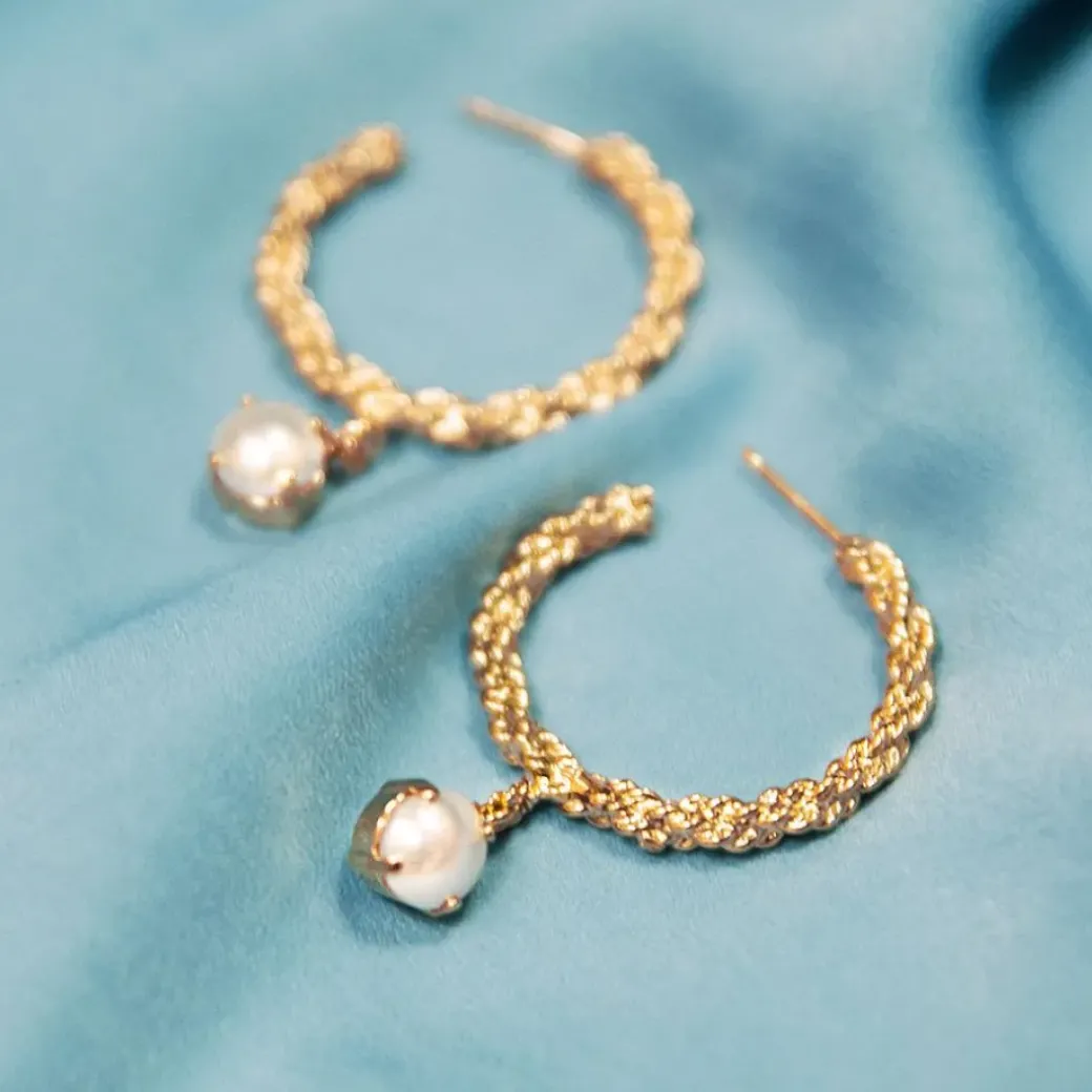 Elena Earrings/Pearl