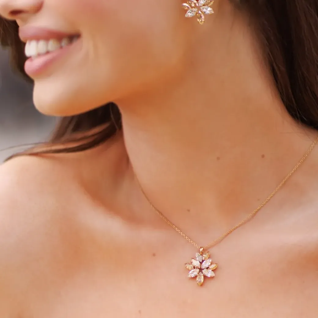 Melia Necklace