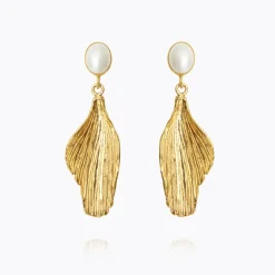 Mini Golden Leaf Earrings/Pearl