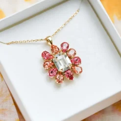 Peony Necklace